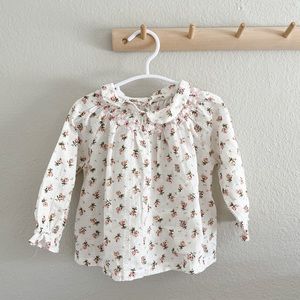 Floral Vintage-Looking Collared Top